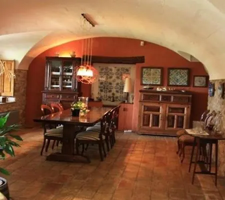`la Corominola Chalet Llado